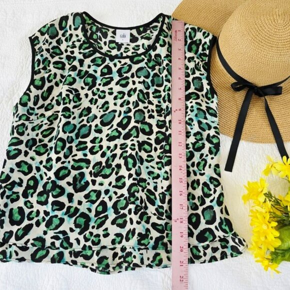 CAbi Green Leopard Print Sleeveless Blouse Women’s Size Small Animal Print Top - Picture 3 of 12
